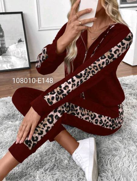 Conjunto de Chaqueta con Cremallera y Pantalón 108010 E148